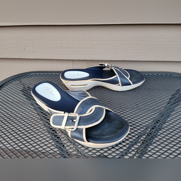 Cole Haan Women's Slingback Sandals Size 7 Blue Wedge Nike Air - Picture 2 of 12